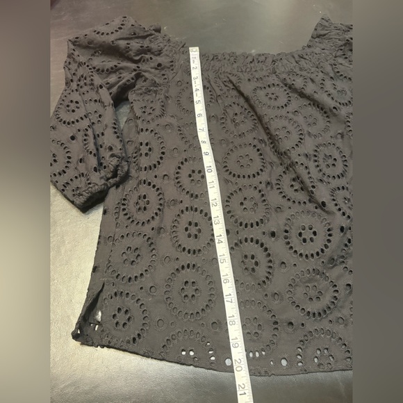 Ann Taylor Factory Black Eyelet Top 100% Cotton NWT size Small - Picture 9 of 10